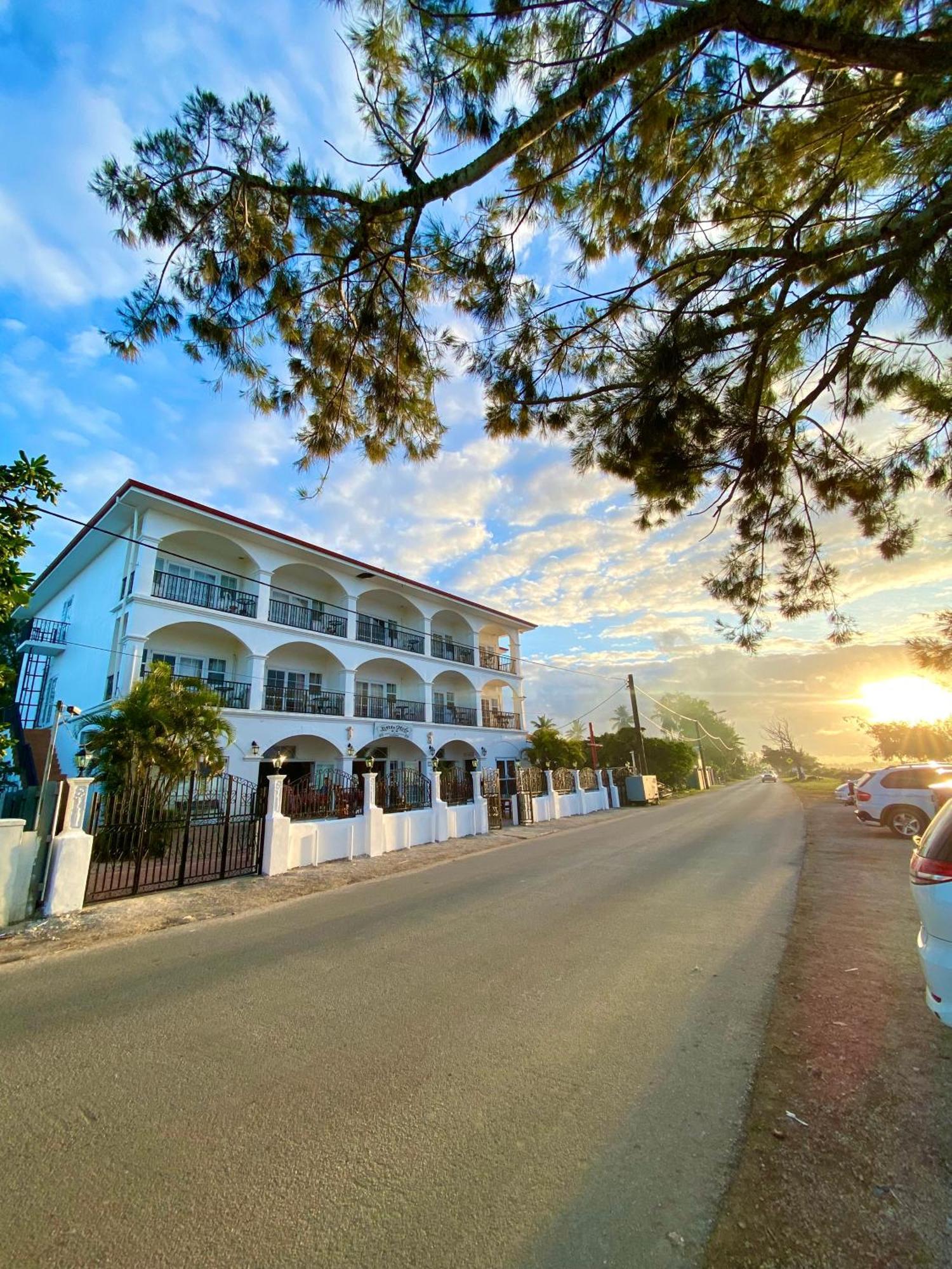Little Italy Hotel Nuku'alofa Eksteriør billede